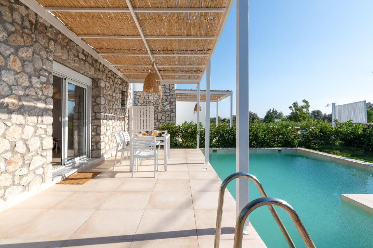 Villa New Brand Loft: Beachside Retreat With Pool And Jacuzzi